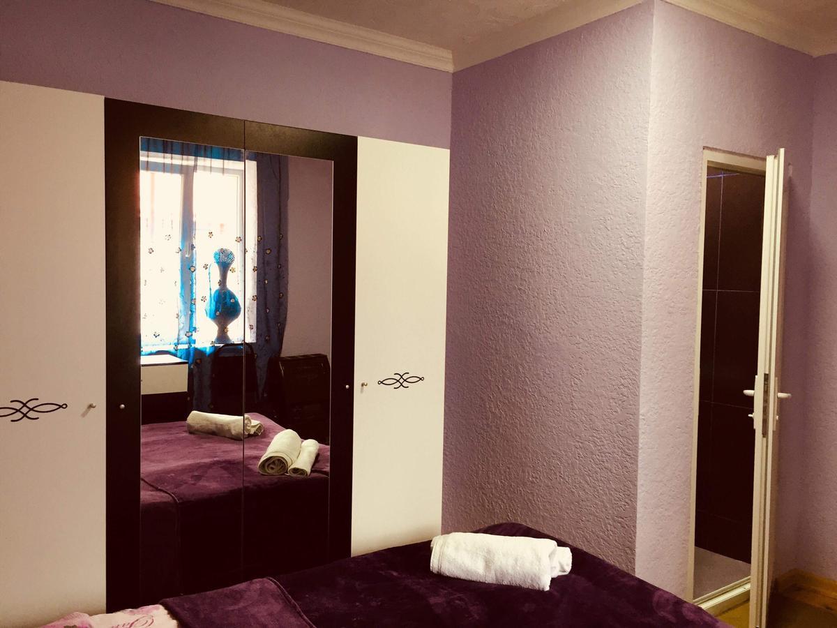 Sunny Guesthouse Kasbegi Buitenkant foto