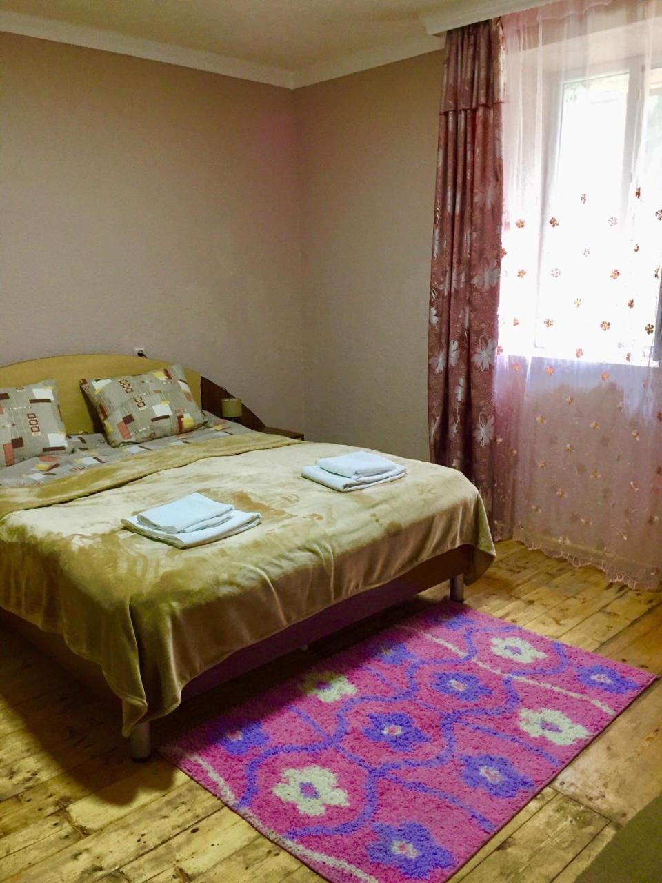 Sunny Guesthouse Kasbegi Buitenkant foto